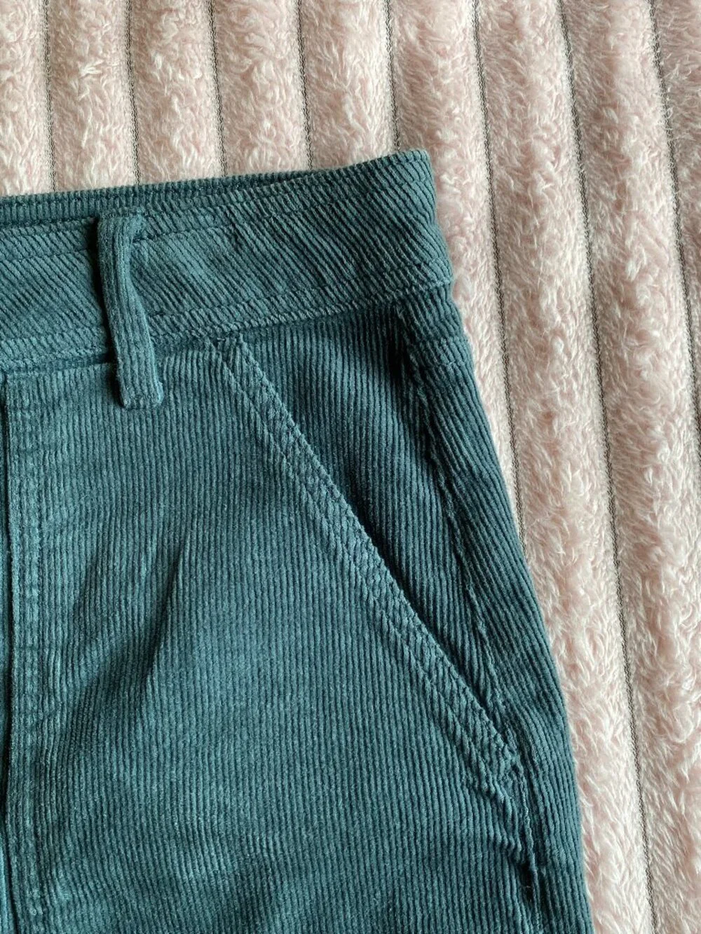 American Eagle Green Corduroy Skirt